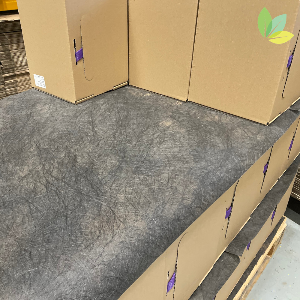 Oberfläche vom grauen Trennvlies