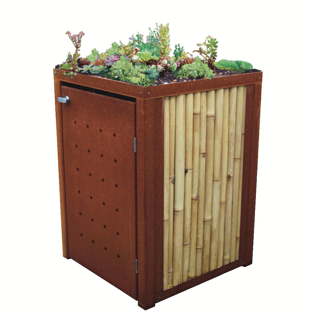 Rostbraune Mülltonnenbox mit Lochblechtür und Seiten aus Bambus, Dach bepflanzt.