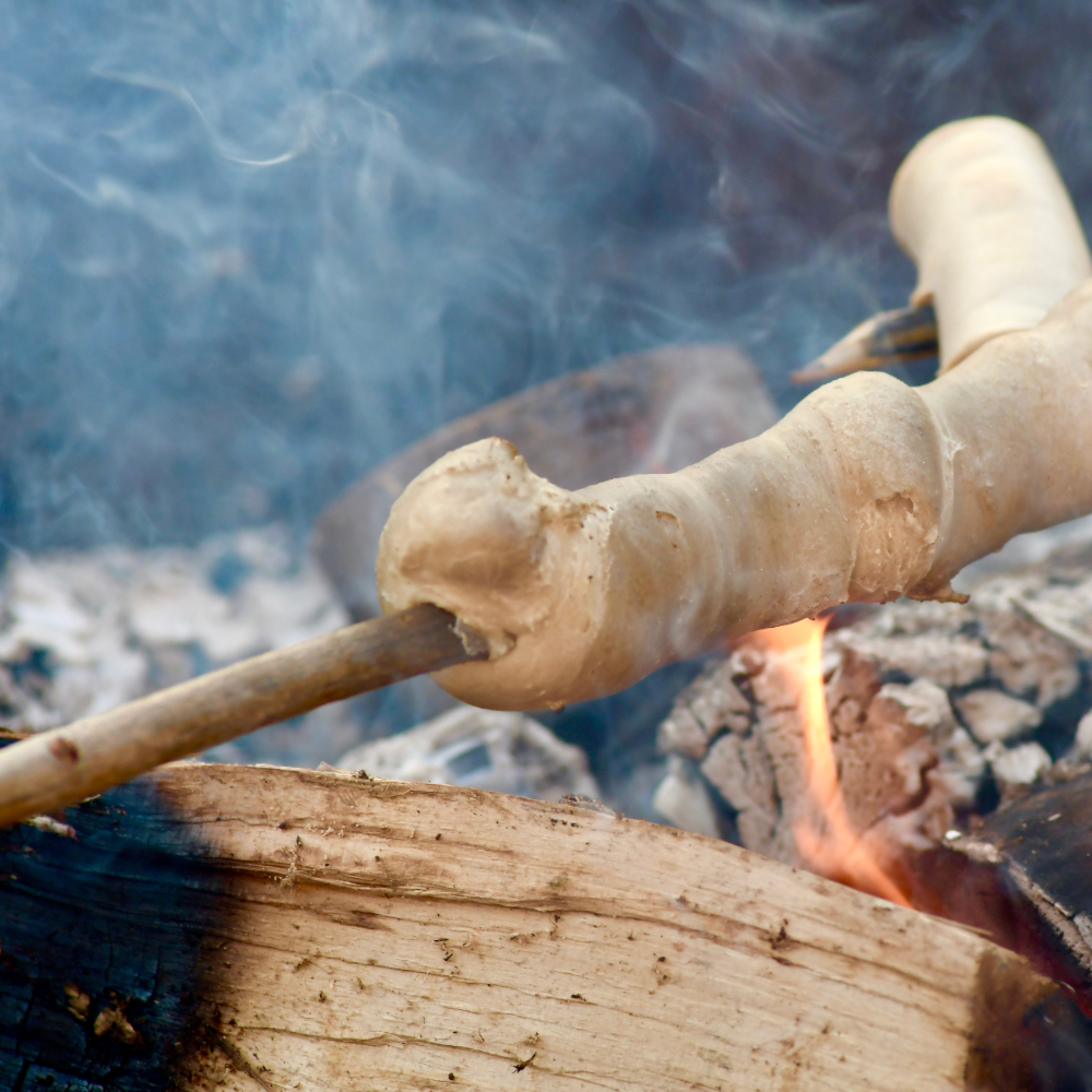 Bambusstäbe zum Stockbrot machen
