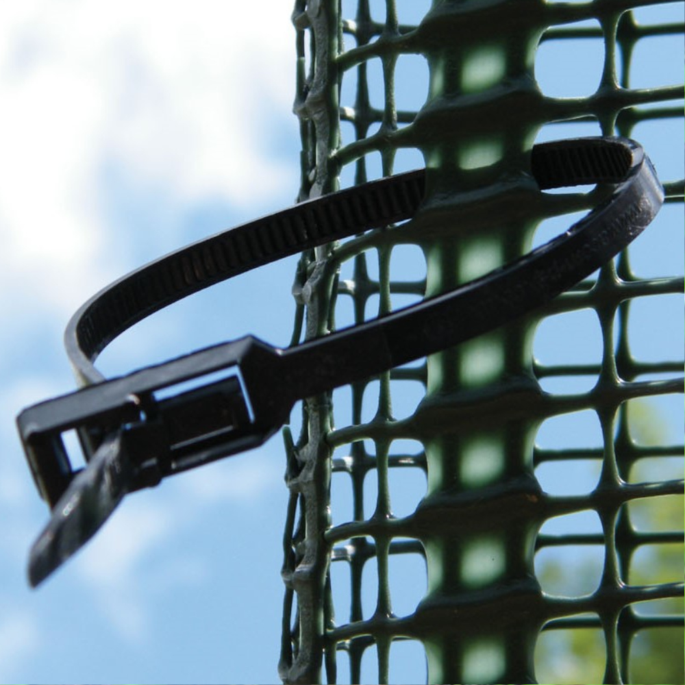 2 vorfixierte Kabelbinder je Baumschutz-Gitter-Röhre