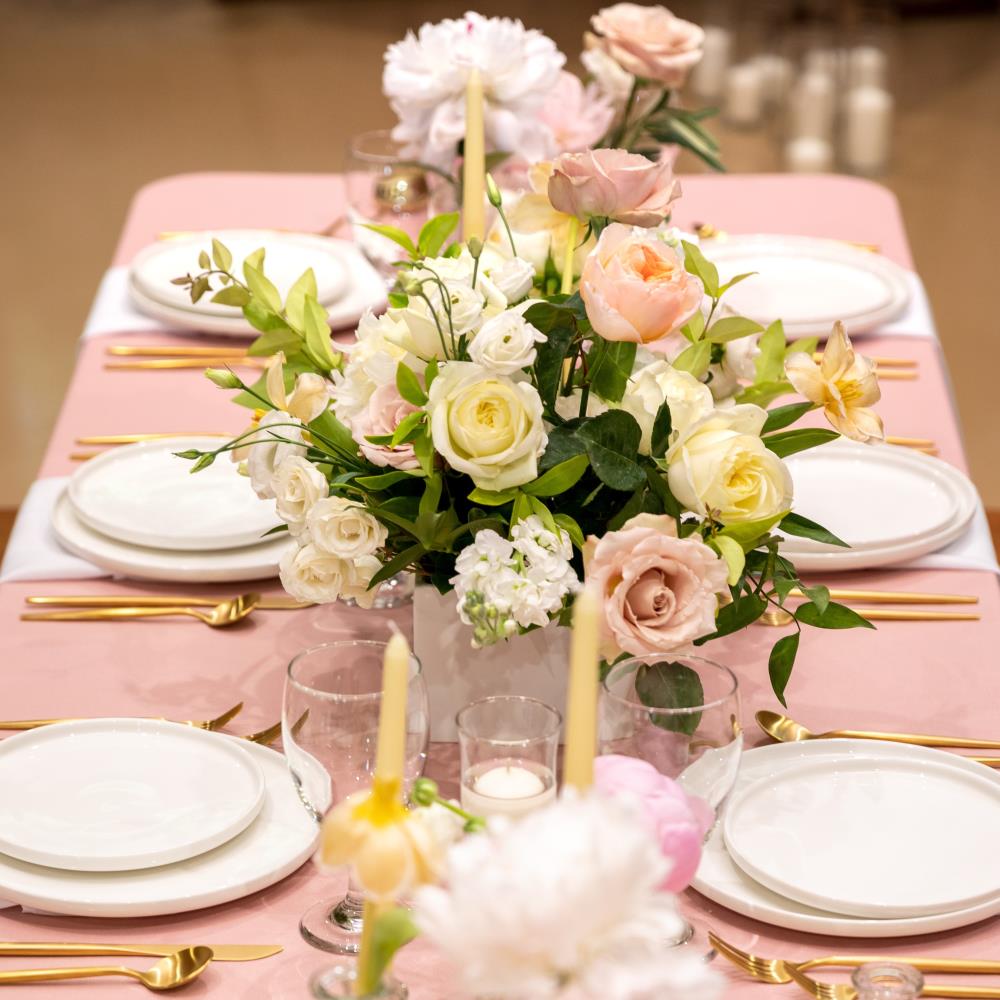 Gedeckter Tisch: Outdoor Tischdecken für Hochzeiten im Freien