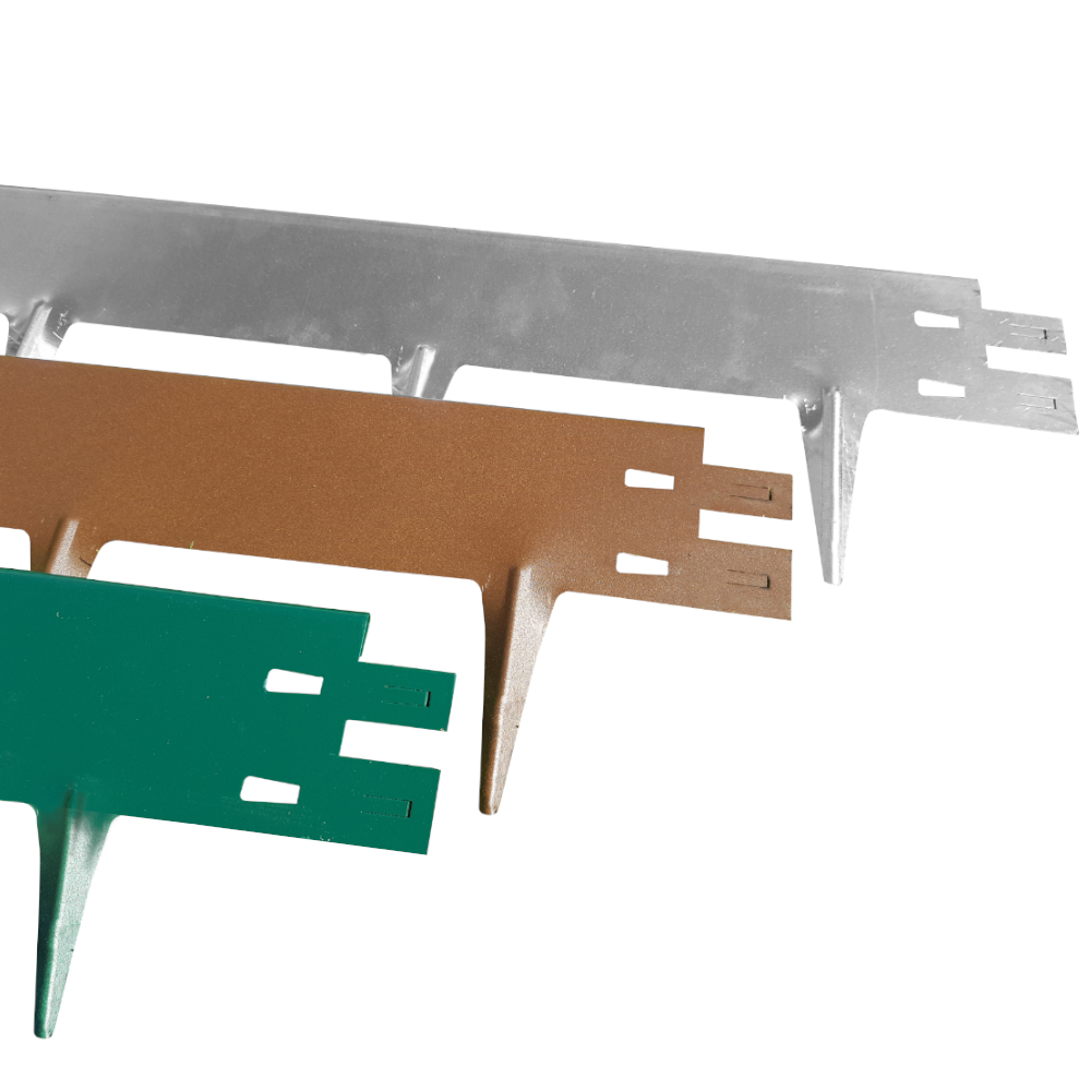 3 verschiedenfarbige Metall Rasenkanten: verzinkt, rostbraun, moos-grün