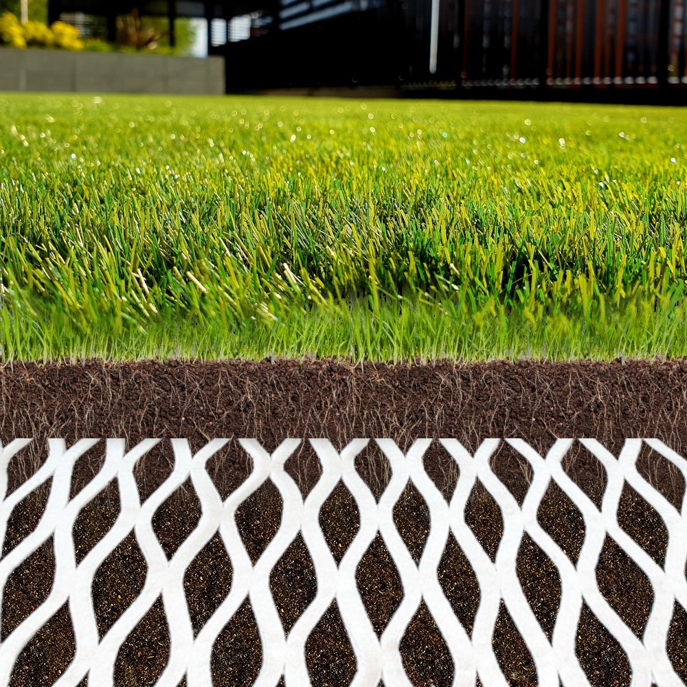 Querschnitt von Wasserspeichervlies unter dem Rasen