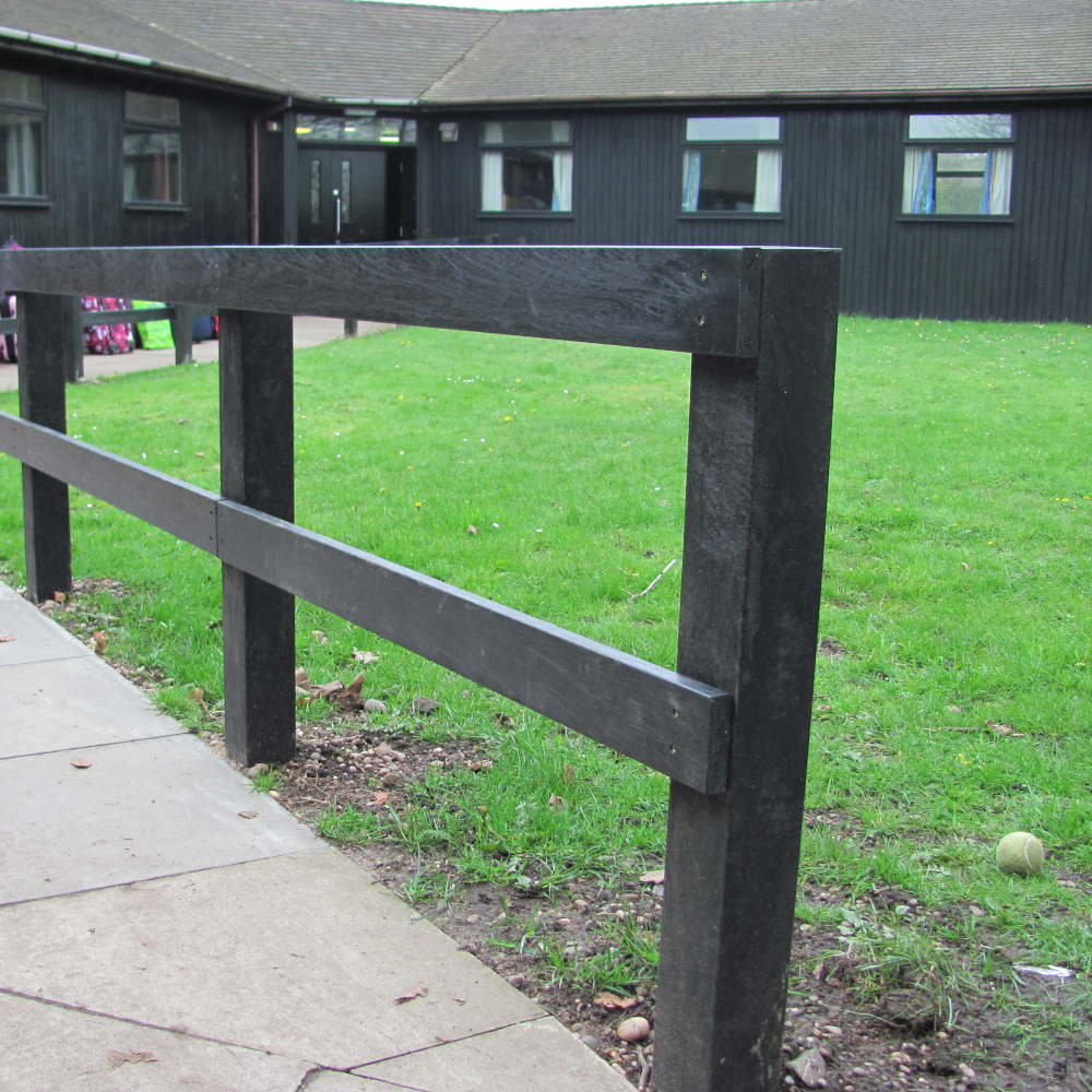 Vierkantpfosten braun Zaunpfosten mit Spitze Zaun