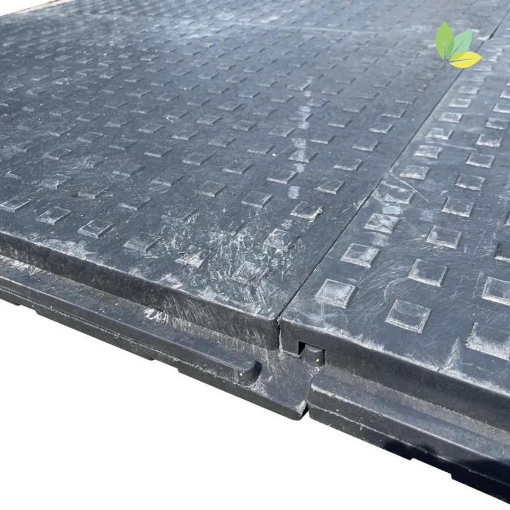 Verbindung der Schwerlastplatten miteinander: Stecksystem