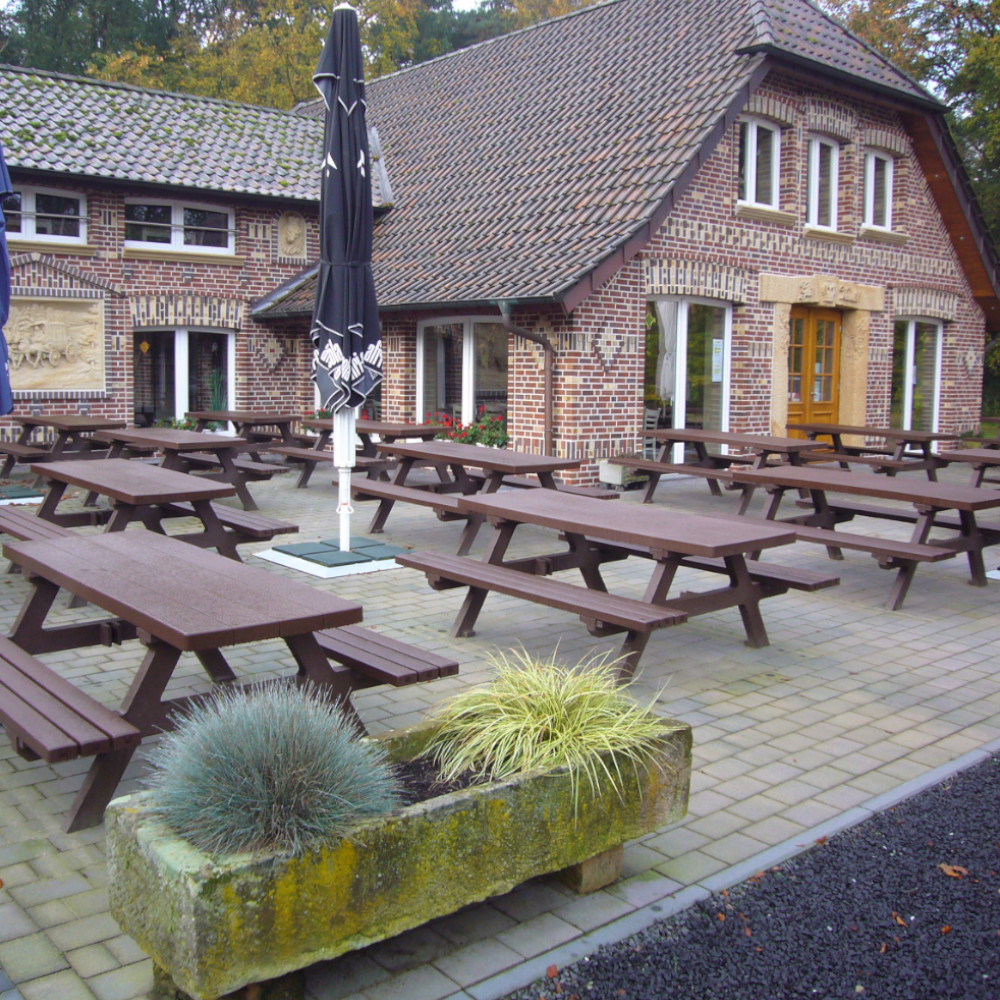 Sitzgruppen Isola in der Gastronomie