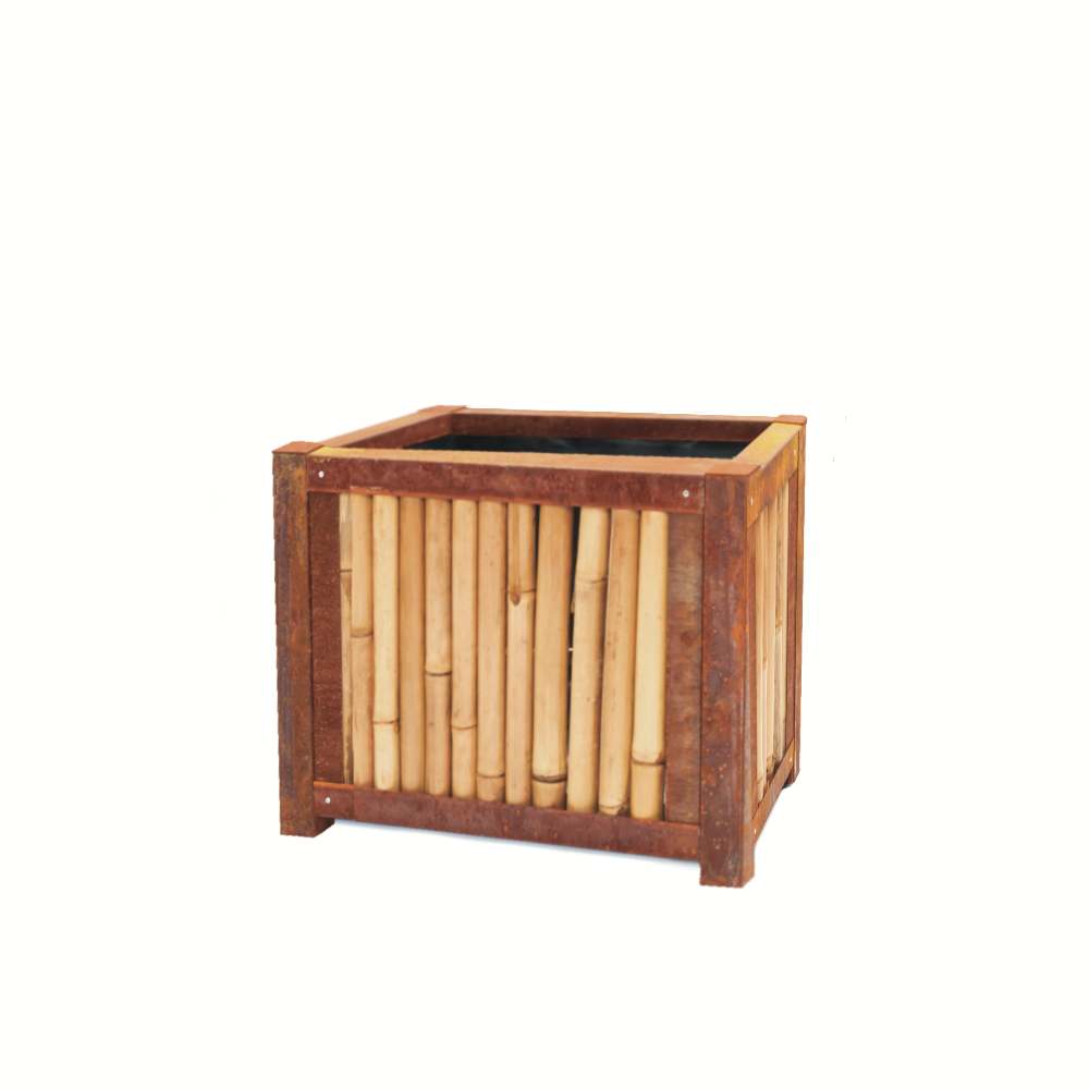 Bambus Hochbeet mit Cortenstahl Einfassung