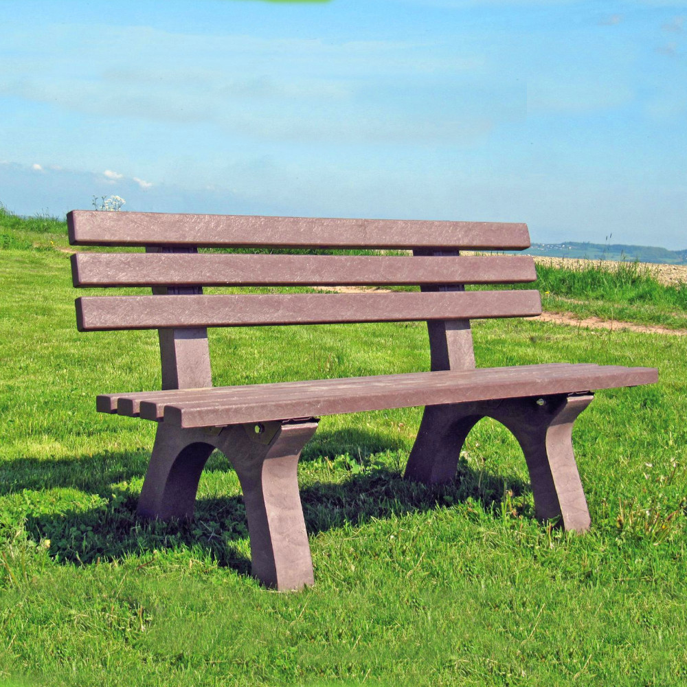 Gartenbank Trafalgar Suqar in Berglandschaft