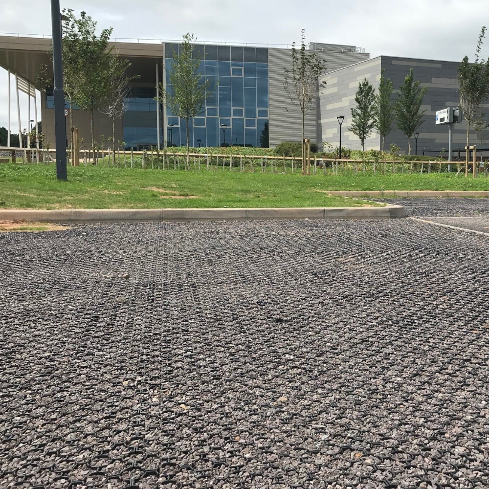 Parkplätzfläche mit BodPave Rasengitter